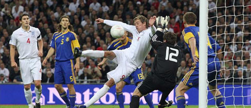 Peter Crouch volleys England into a first-half lead against Ukraine